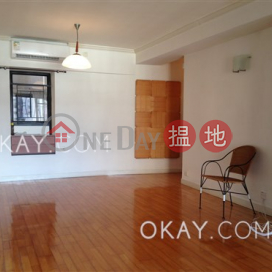 Charming 3 bedroom in Mid-levels West | For Sale | The Grand Panorama 嘉兆臺 _0
