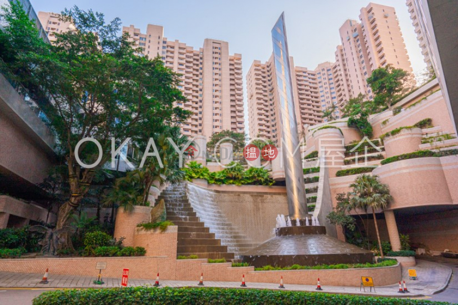 Beautiful 4 bed on high floor with balcony & parking | Rental, 88 Tai Tam Reservoir Road | Southern District | Hong Kong Rental, HK$ 100,000/ month