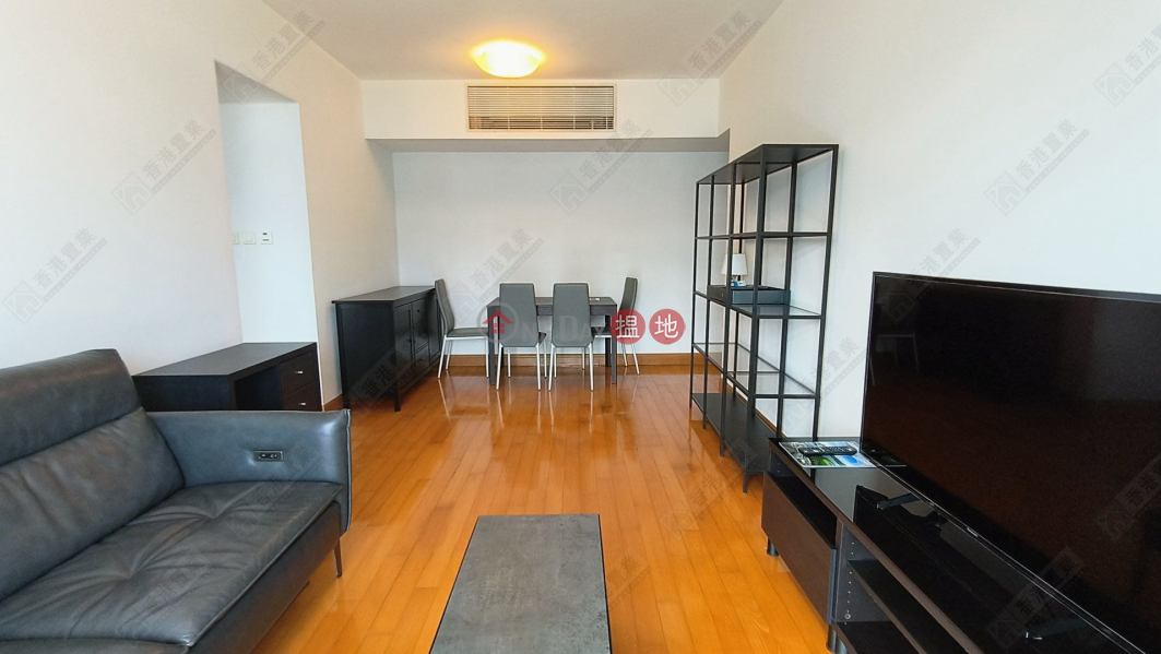 HK$ 25M, The Harbourside Tower 1 Yau Tsim Mong Two bedrooms, one suite, and one study in The Harbourside