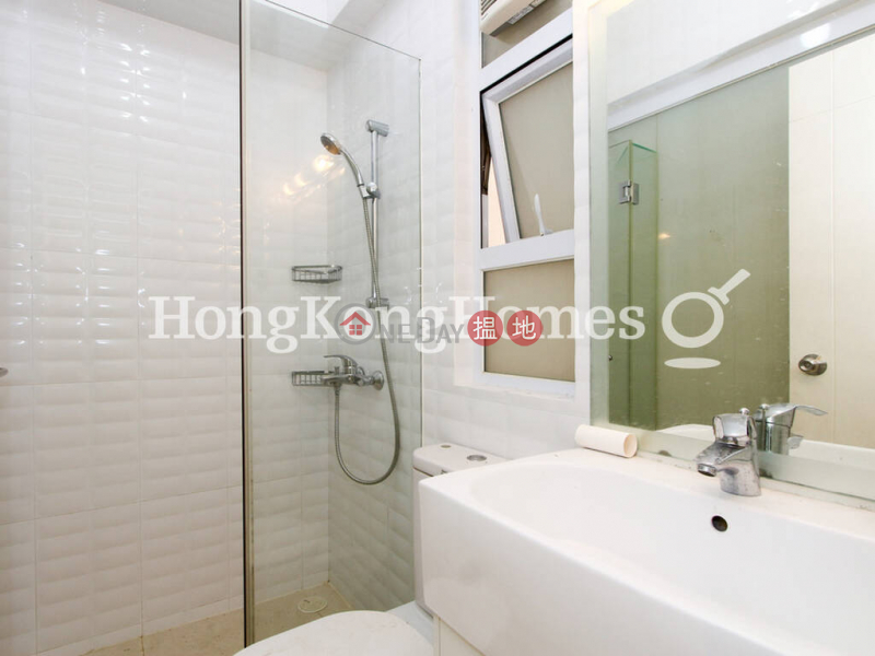 HK$ 33,000/ month, 28-30 Village Road, Wan Chai District, 3 Bedroom Family Unit for Rent at 28-30 Village Road