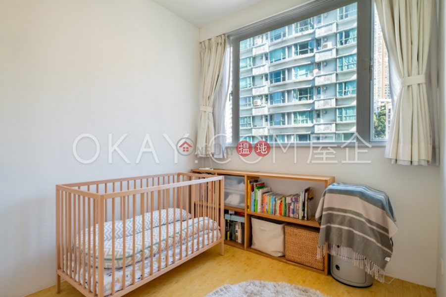 Practical 2 bedroom in Western District | For Sale | Wing Tai Mansion 永泰大廈 Sales Listings