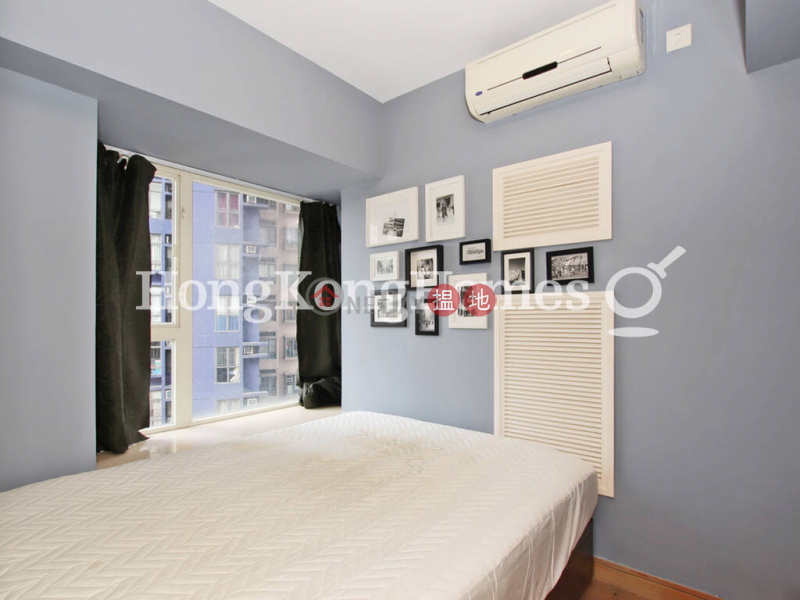 HK$ 25,000/ month Centrestage | Central District 2 Bedroom Unit for Rent at Centrestage