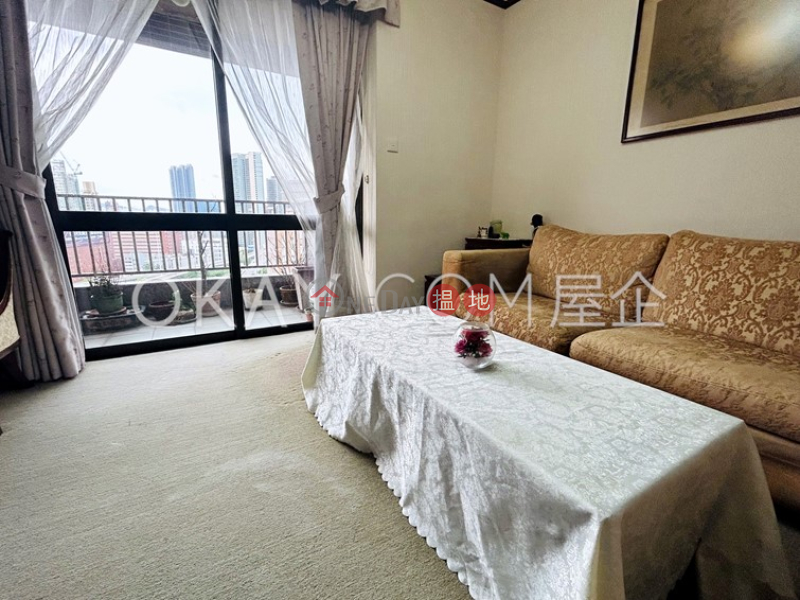 Stylish 3 bedroom with balcony & parking | For Sale | Wylie Court 衛理苑 Sales Listings