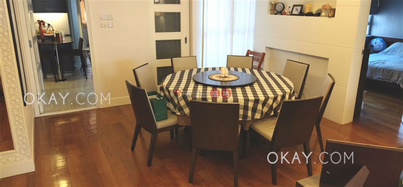 Property Search Hong Kong | OneDay | Residential, Sales Listings | Gorgeous 3 bedroom on high floor with balcony & parking | For Sale