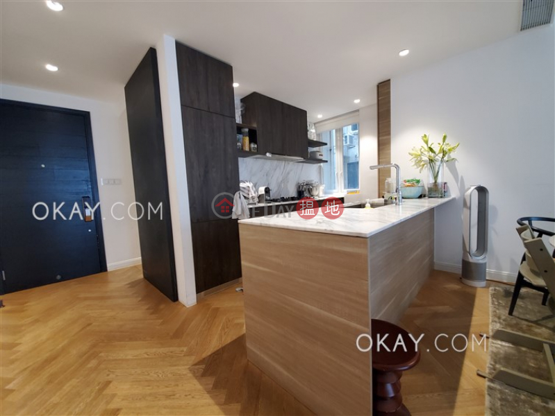 HK$ 24.5M, Best View Court Central District | Luxurious 2 bedroom with balcony | For Sale
