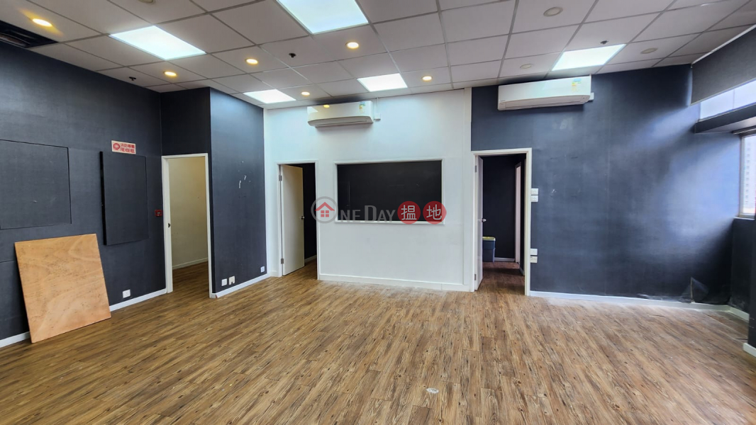 Well-layout, move-in ready, Kwai Cheong Centre 葵昌中心 Rental Listings | Kwai Tsing District (POONC-2531285177)