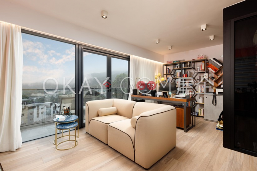 Elegant house with rooftop, balcony | For Sale, 122 Connaught Road West | Western District Hong Kong | Sales HK$ 18.6M