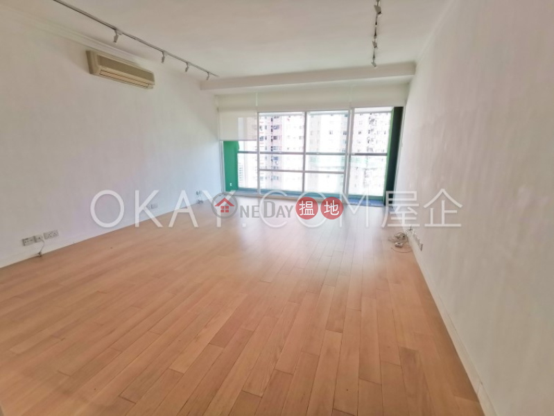3房2廁,實用率高,極高層,連車位金徽閣出售單位|金徽閣(Medallion Heights)出售樓盤 (OKAY-S44216)
