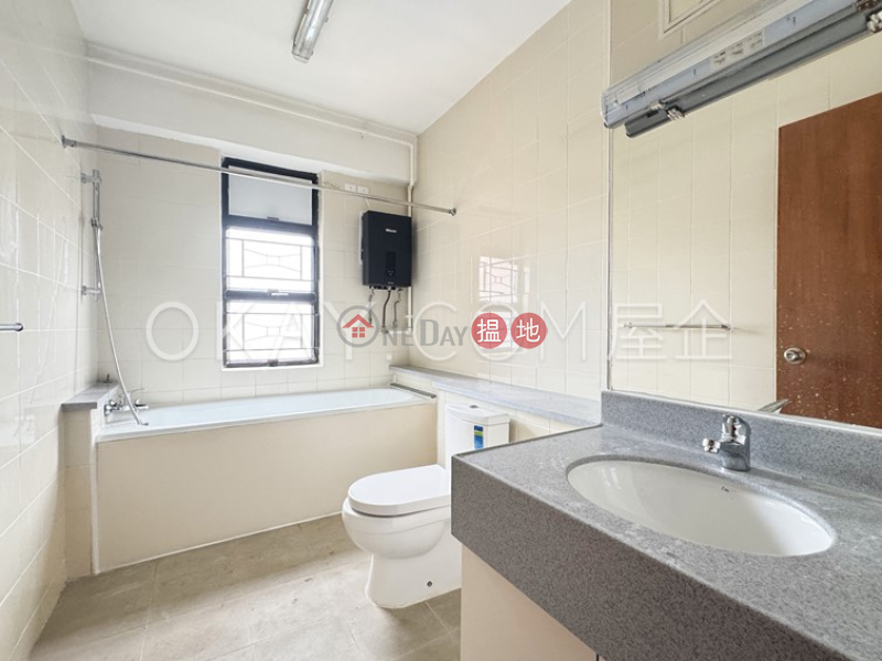 Nicely kept 3 bed on high floor with balcony & parking | Rental | Wylie Court 衛理苑 Rental Listings