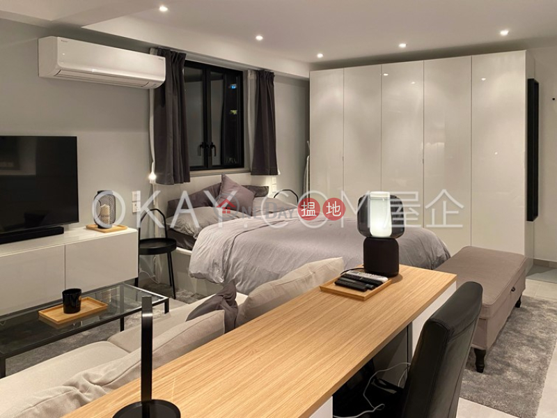 Property Search Hong Kong | OneDay | Residential Rental Listings, Popular high floor in Mid-levels West | Rental