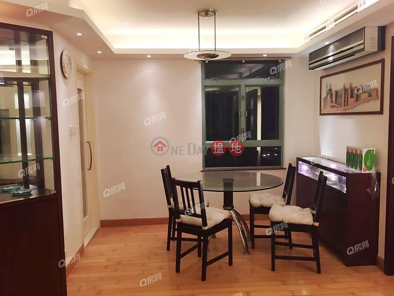 HK$ 38,000/ month | Goldwin Heights, Central District, Goldwin Heights | 3 bedroom High Floor Flat for Rent