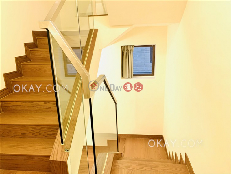 HK$ 29.29M | Jade Grove, Tuen Mun | Tasteful 3 bedroom with balcony | For Sale