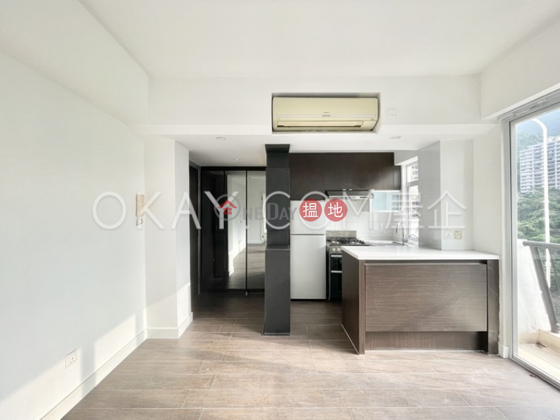 HK$ 9.3M | Village Tower Wan Chai District Popular 1 bedroom on high floor with balcony | For Sale