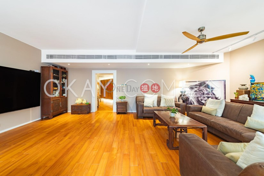 香港搵樓|租樓|二手盤|買樓| 搵地 | 住宅出售樓盤3房3廁,星級會所,露台世紀大廈 1座出售單位