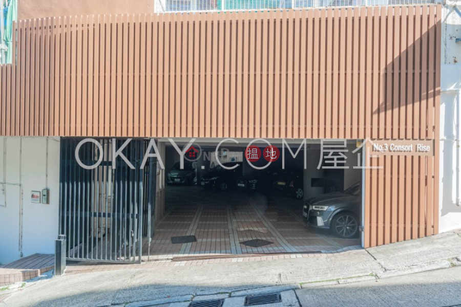 HK$ 105,000/ month 3 Consort Rise, Western District | Rare house with rooftop, terrace | Rental