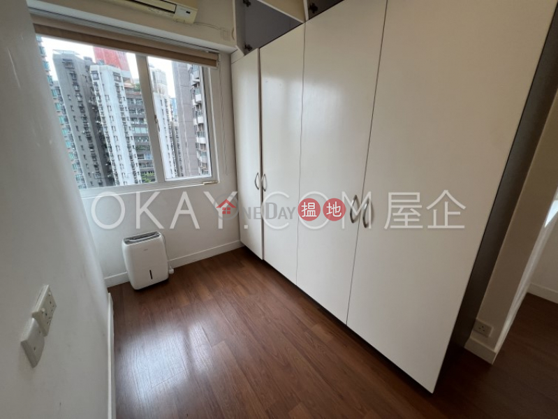 Charming 1 bedroom on high floor with rooftop & terrace | Rental | On Fung Building 安峰大廈 Rental Listings