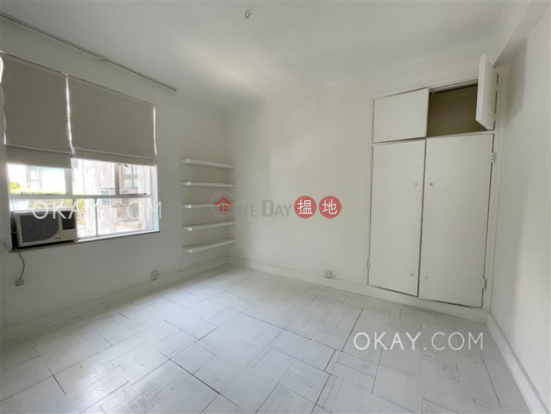 Cozy 3 bedroom with balcony & parking | Rental | 52 Stanley Village Road | Southern District Hong Kong Rental HK$ 29,800/ month