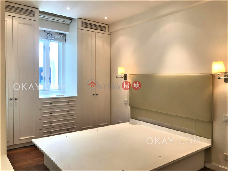 HK$ 37,000/ month 15 Shelley Street, Western District | Luxurious 1 bedroom with rooftop | Rental