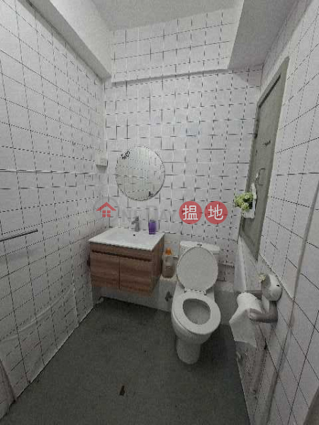 TEL: 98755238 | 1 Anton Street | Wan Chai District, Hong Kong | Rental | HK$ 18,900/ month