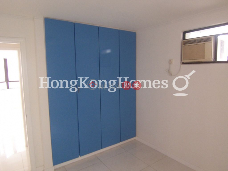 3 Bedroom Family Unit for Rent at Wing Cheung Court 37-47 Bonham Road | Western District Hong Kong, Rental | HK$ 40,000/ month