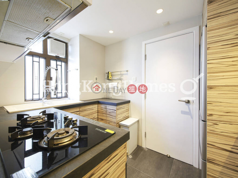HK$ 36,000/ month | Honiton Building, Western District, 3 Bedroom Family Unit for Rent at Honiton Building
