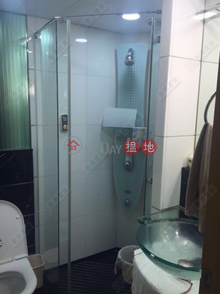 Self-made duplex with two bedrooms, one suite, and one study in The Harbourside, 1 Austin Road West | Yau Tsim Mong | Hong Kong Sales HK$ 48M