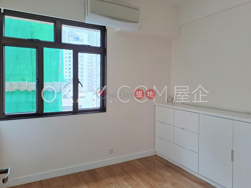 Efficient 2 bedroom with balcony | For Sale | San Francisco Towers 金山花園 Sales Listings