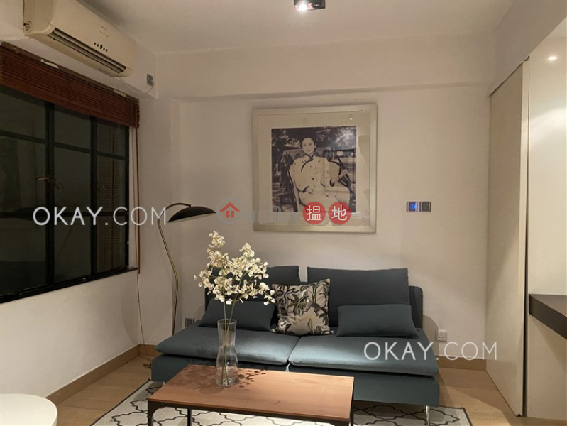 Tasteful 1 bedroom in Sheung Wan | Rental | Mee Lun House 美輪樓 Rental Listings