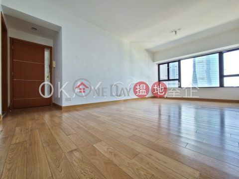 Luxurious 3 bedroom with harbour views | For Sale | The Arch Star Tower (Tower 2) 凱旋門觀星閣(2座) _0