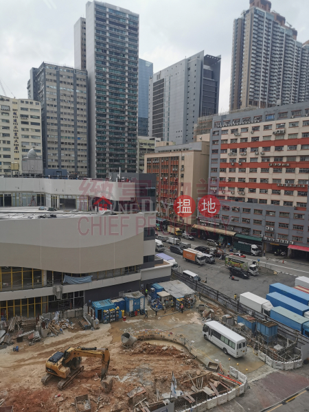 HK$ 33,600/ 月|振發工廠大廈黃大仙區|極度開揚，內廁，高樓底