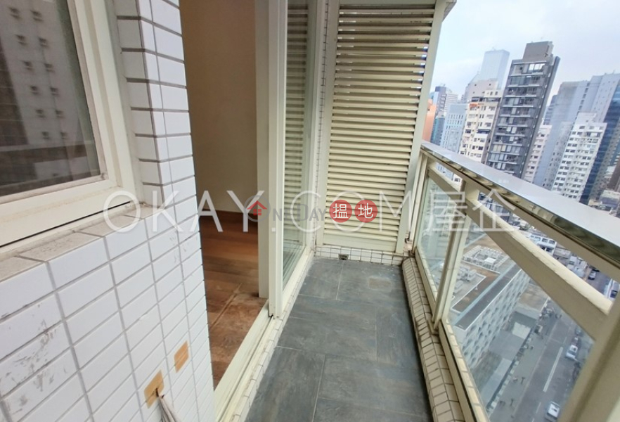 HK$ 10M, Centrestage Central District, Practical 2 bedroom with balcony | For Sale