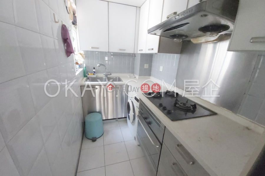 Rare 2 bedroom with parking | For Sale, Conduit Tower 君德閣 Sales Listings | Western District (OKAY-S63035)