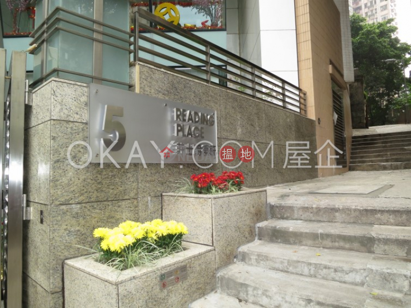 Lovely 2 bedroom on high floor with sea views & balcony | For Sale | Reading Place 莊士明德軒 Sales Listings