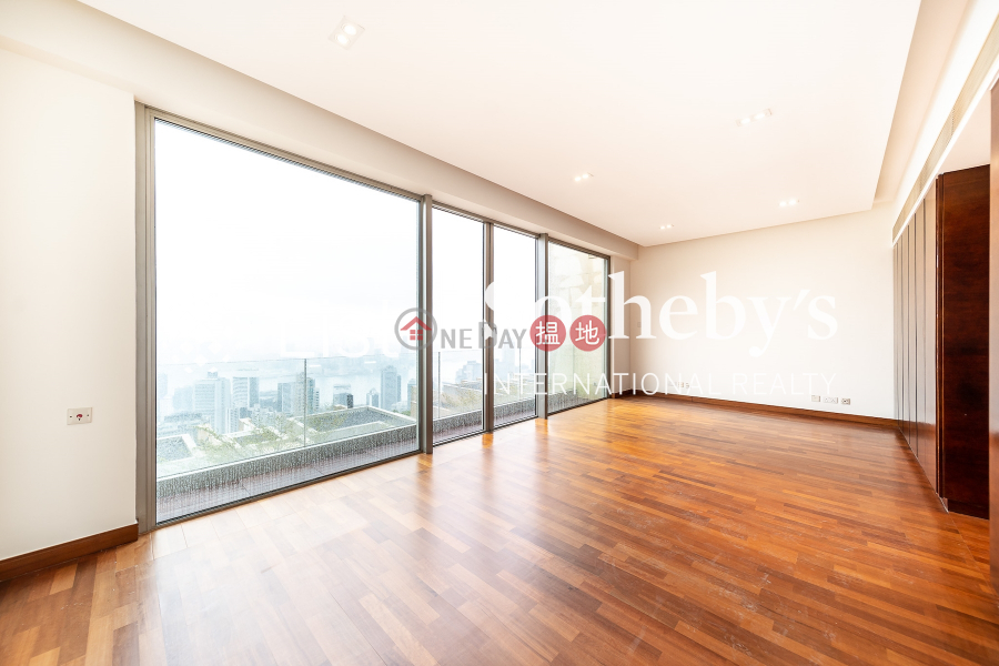 Property for Rent at Sky Court with more than 4 Bedrooms | Sky Court 摘星閣 Rental Listings