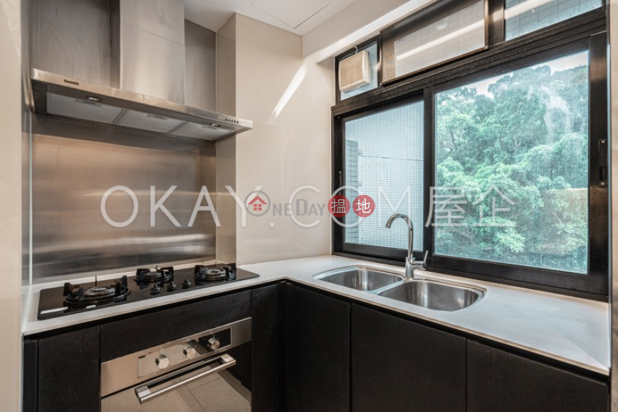 HK$ 64,000/ month | Hatton Place | Western District, Luxurious 2 bedroom with balcony & parking | Rental