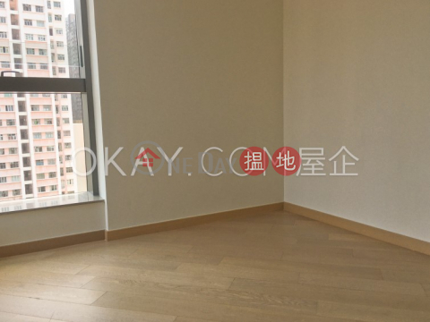 Stylish 2 bedroom with balcony | For Sale | Novum West Tower 1 翰林峰1座 _0
