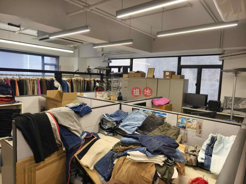 Property Search Hong Kong | OneDay | Industrial Sales Listings, 安居工商 何生 一口價 單邊大窗 高層公園靚景