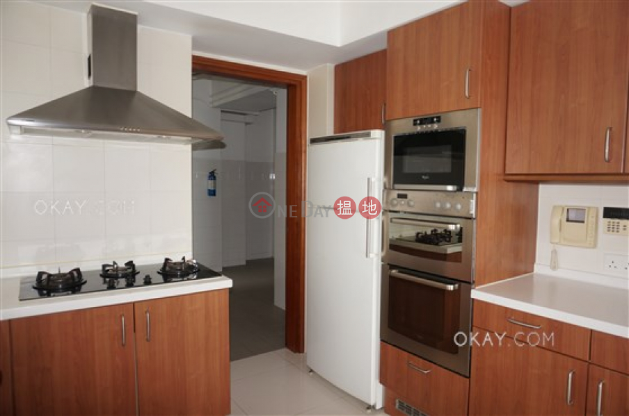 HK$ 77,000/ month | Block 2 (Taggart) The Repulse Bay | Southern District, Luxurious 3 bedroom with sea views, balcony | Rental