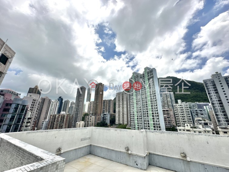 Property Search Hong Kong | OneDay | Residential | Rental Listings Lovely 1 bedroom on high floor with rooftop & balcony | Rental