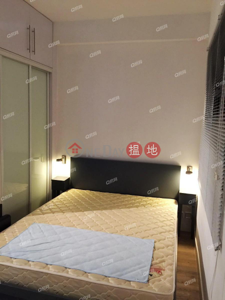 HK$ 6.5M Viking Court Western District Viking Court | 1 bedroom Mid Floor Flat for Sale