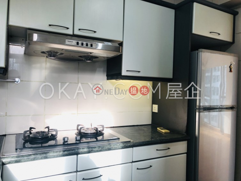 Gorgeous 3 bedroom with balcony & parking | For Sale 33 King\'s Park Rise | Yau Tsim Mong, Hong Kong, Sales, HK$ 18M