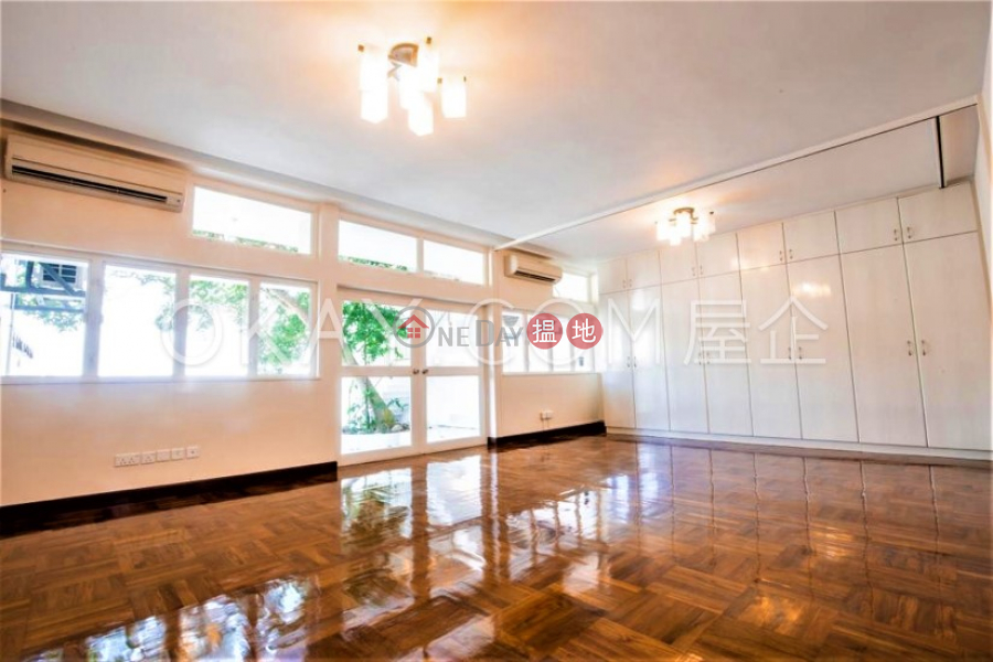HK$ 250,000/ month 12-22 Black\'s Link Wan Chai District | Rare house with rooftop, terrace & balcony | Rental
