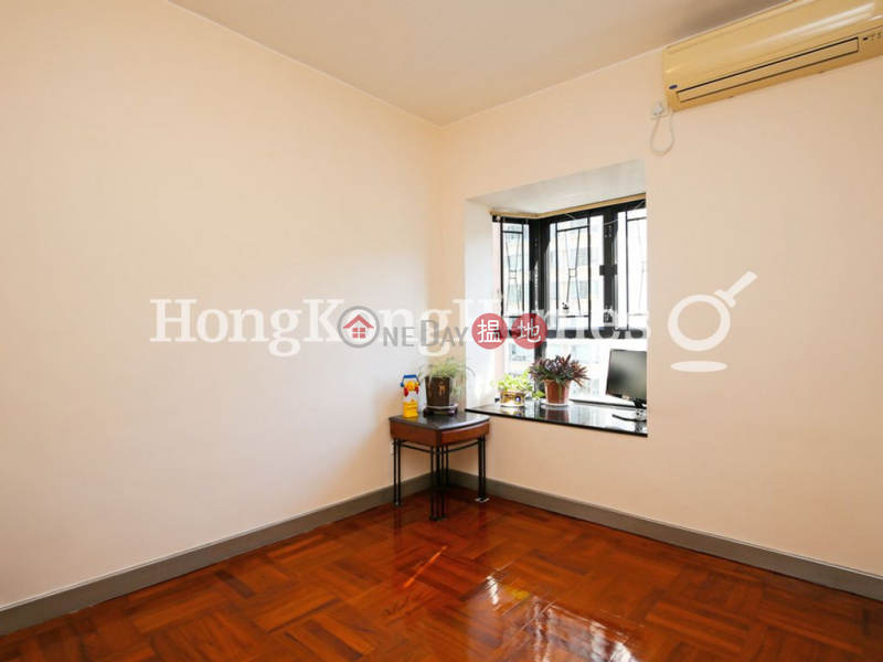 3 Bedroom Family Unit for Rent at Royal Court | Royal Court 騰黃閣 Rental Listings