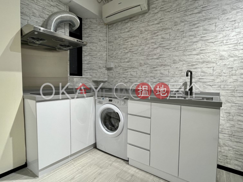 Cozy 3 bedroom on high floor | For Sale, Hing Yue Mansion 興裕大廈 | Wan Chai District (OKAY-S408169)_0