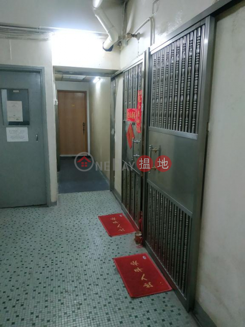 Flat for Rent in On Hing Mansion , Wan Chai | On Hing Mansion 安興大廈 _0