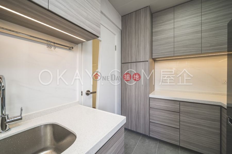 Luxurious 3 bedroom on high floor with parking | For Sale | 17-29 Lyttelton Road | Western District Hong Kong Sales | HK$ 22M