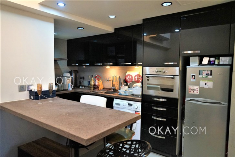Property Search Hong Kong | OneDay | Residential, Rental Listings Popular 2 bedroom in Mid-levels West | Rental