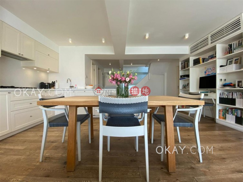 HK$ 28M | Richery Garden, Wan Chai District, Stylish 3 bed on high floor with racecourse views | For Sale