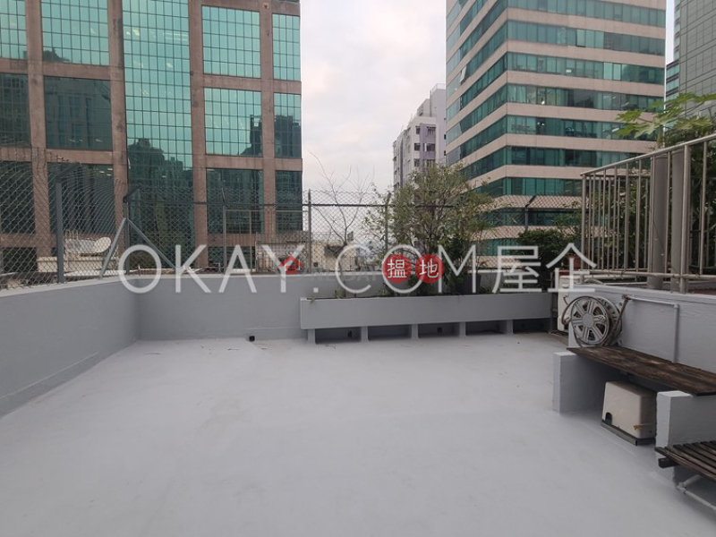 Unique 2 bedroom on high floor with rooftop | Rental | Tak Yan Building 德仁大廈 Rental Listings