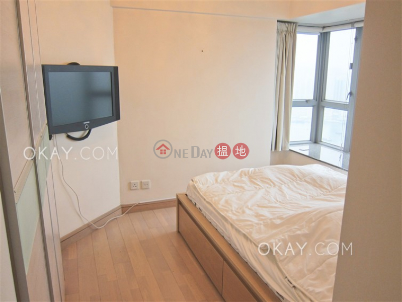 Lovely 3 bedroom on high floor with sea views & balcony | Rental | Tower 6 Grand Promenade 嘉亨灣 6座 Rental Listings